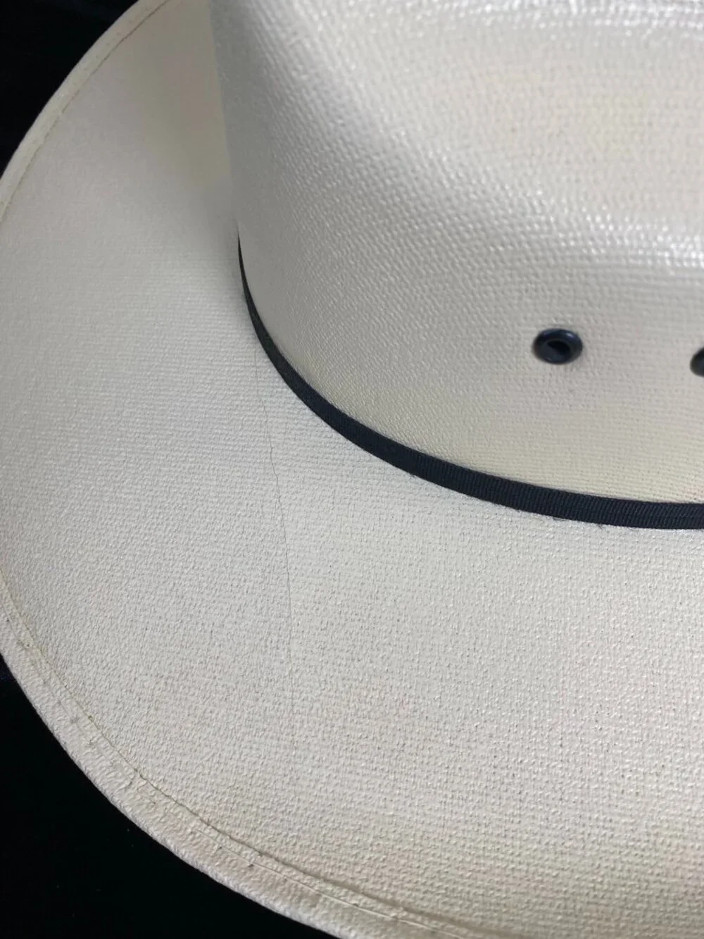 Justin Buckaroo Youth Cowboy Hat, in very good condition